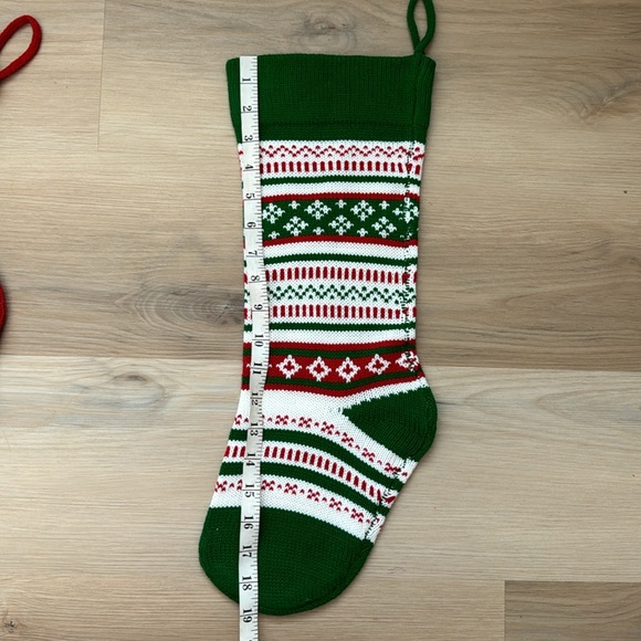 Set of 4 Christmas Holiday Knit Stockings Red Green White - Picture 3 of 4